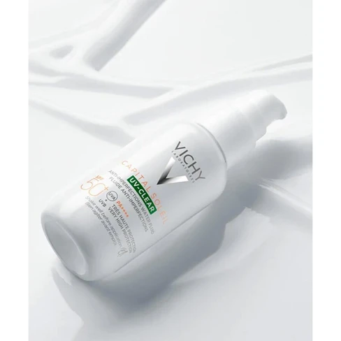 Capital Soleil UV-Clear SPF50 Anti-Imperfectiones Water Fluid