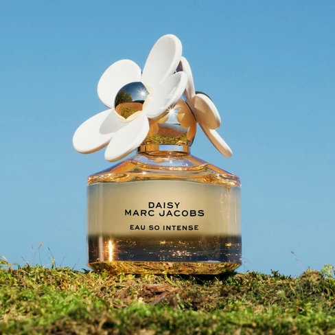 Marc Jacobs Daisy Eau So Intense Eau de Parfum outlets