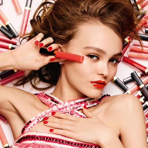 Rouge Coco Gloss Moisturising Gloss - Chanel | Buy at Sweetcare