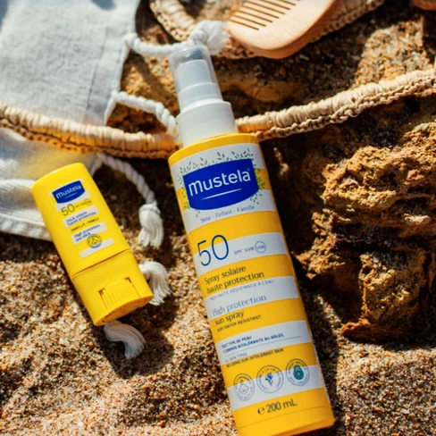 Mustela