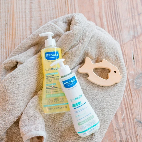 Mustela