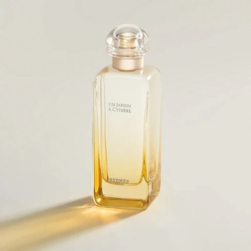 UnJardin à CythèreEau de Toilette Unisex - Hermès | Buy at