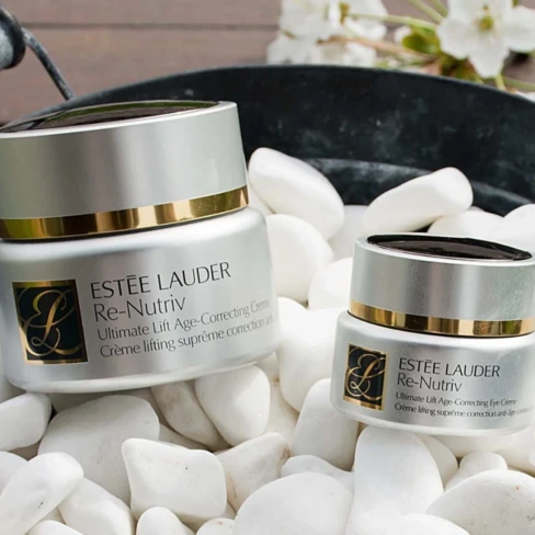 Re-Nutriv Ultimate Lift Age-Correcting Cream - Estée Lauder | Buy
