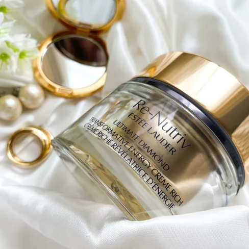 Re-Nutriv Ultimate Diamond Rich Cream - Estée Lauder | Buy at