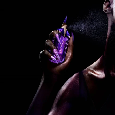 Mugler