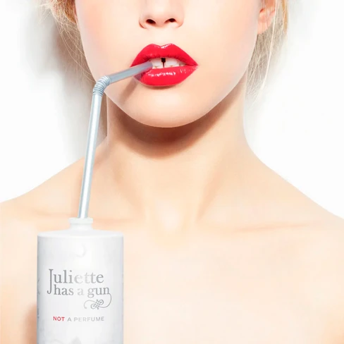 Juliette Has a Gun NOT A PERFUME中古 Juliette Has a Gun Not a Perfume 3.3oz. Eau De Parfum for