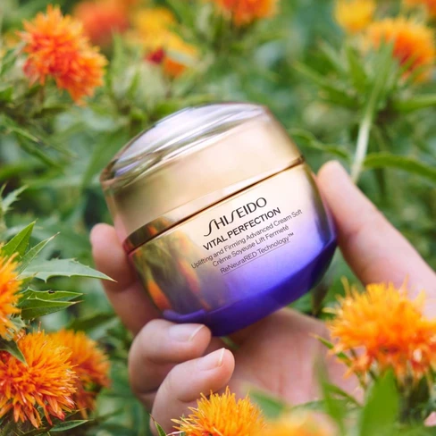 Shiseido Vital Perfection Uplifting and Firming Advanced Cream
