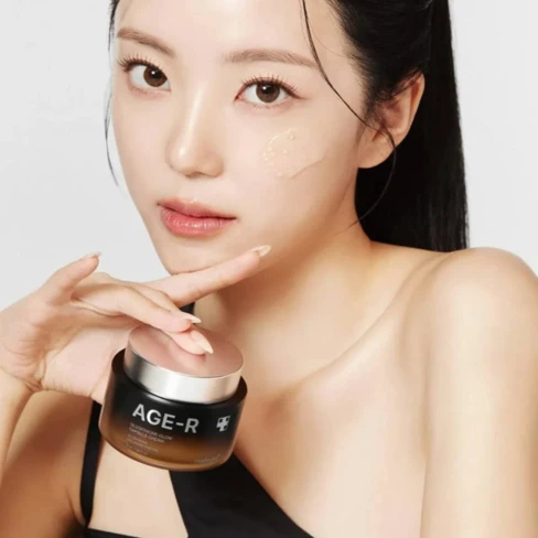 r glutathione Age-R Glutathione Glow Cream Anti-Aging - Medicube | Buy at Sweetcare