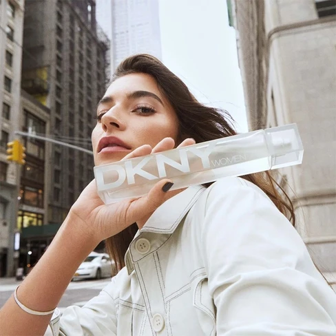 DKNY Fragancia de Mujer Eau de Parfum - SweetCare Panama