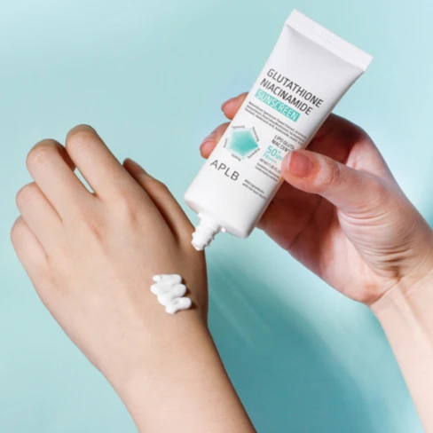 aplb glutathione niacinamide spf Glutathione Niacinamide, Sunscreen, SPF 50+ PA ++++, 1.35 fl oz (40 ml) main image 0