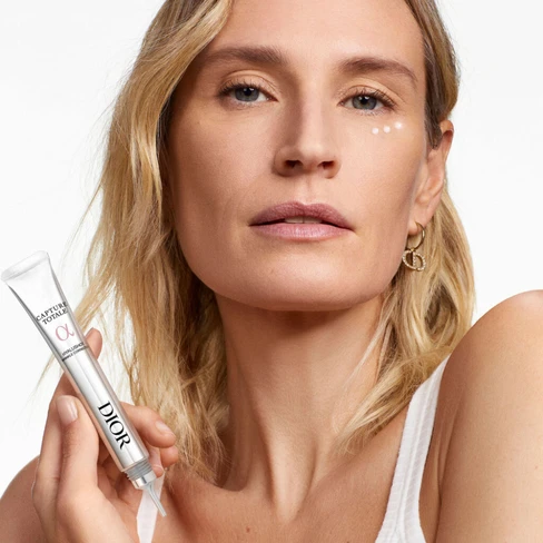 Dior Capture Corrector intensivo de arrugas Totale Hyalushot