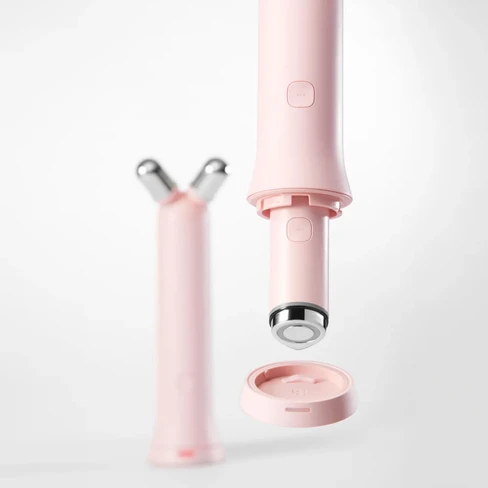 AGE-R Booster Face V Roller - Medicube | Buy at Sweetcare