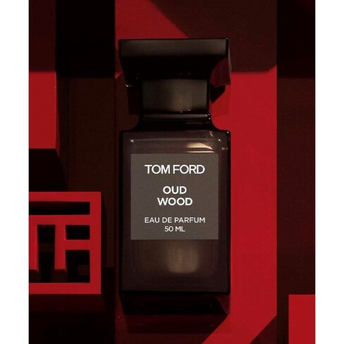 Tom Ford Agua de perfume en spray de madera de oud - SweetCare Panama